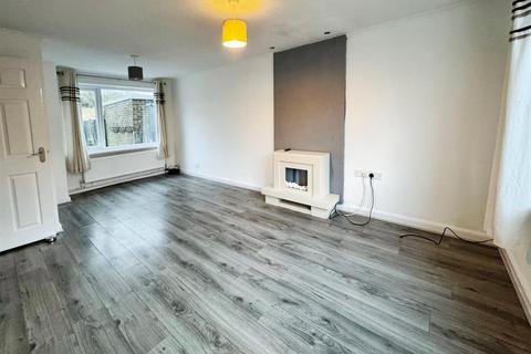 2 bedroom terraced house to rent, Windermere Gardens, Crook