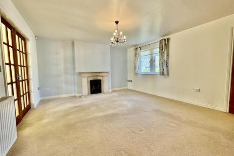 3 bedroom detached house for sale, Halifax Road, Cullingworth, BD13 5DE