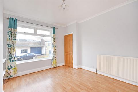 2 bedroom house to rent, Colchester Road, Sheffield S10