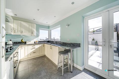 4 bedroom end of terrace house for sale, Plunch Lane, Mumbles, Limeslade, Swansea