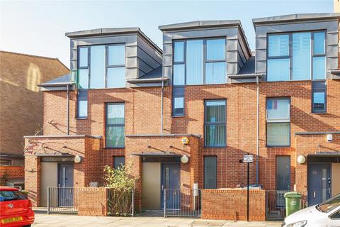 3 bedroom terraced house for sale, Notley Street, Camberwell, London