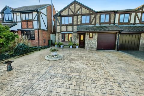 20 Hampden Close, Yate, Bristol, BS37 5UW