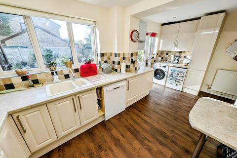 20 Hampden Close, Yate, Bristol, BS37 5UW
