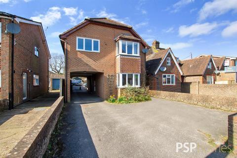 1 bedroom semi-detached house for sale, Junction Road, Burgess Hill