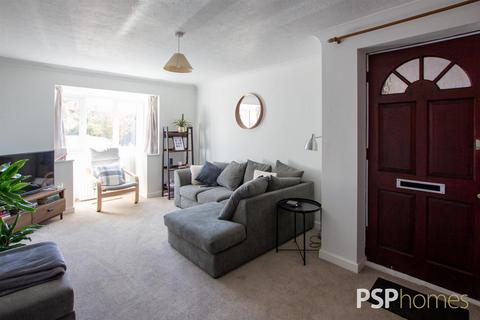 1 bedroom semi-detached house for sale, Junction Road, Burgess Hill