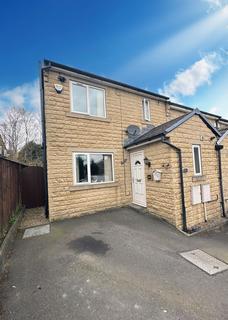 3 bedroom end of terrace house for sale, Keighley Road, Halifax HX2