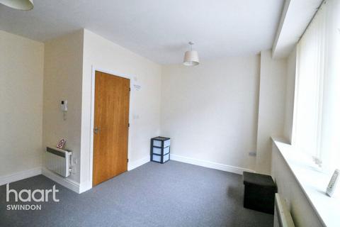 Studio for sale, Farnsby Street, Swindon