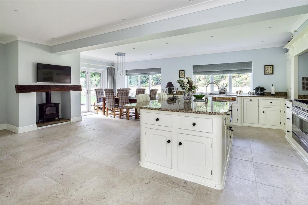 Kitchen/Dining