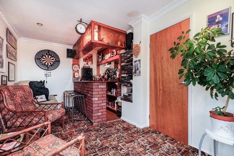 undefined, Newland Park Drive, York