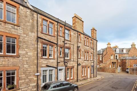 21h Melbourne Place, North Berwick, EH39 4JR