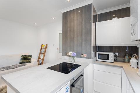 21h Melbourne Place, North Berwick, EH39 4JR