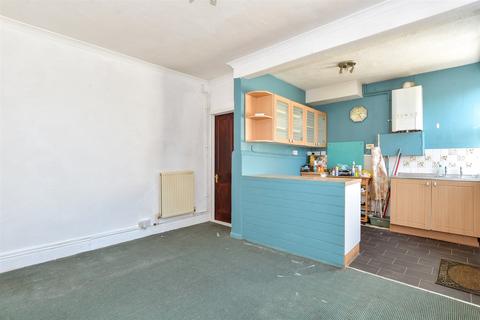 3 bedroom semi-detached house for sale, London Road, Waterlooville, Hampshire