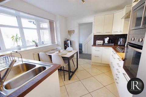 3 bedroom terraced house for sale, Proctors Road, Handsacre WS15