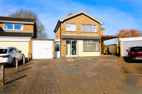 3 bedroom detached house for sale, Oriel Drive, Leicester