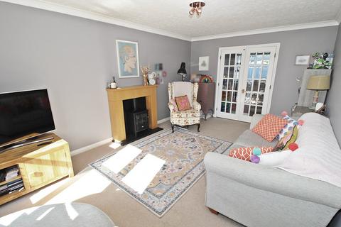 4 bedroom detached house for sale, Trafalgar Drive, Flitwick