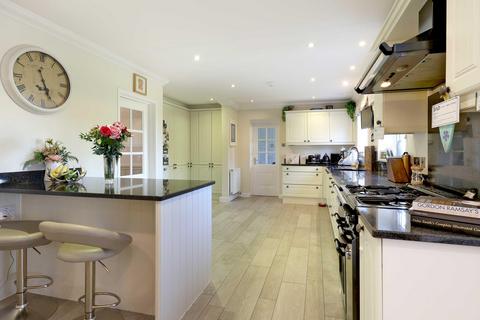 4 bedroom detached house for sale, Woodland Glade, Farnham Common, Slough, SL2