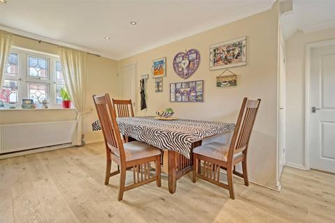 3 bedroom semi-detached house for sale, Carlyle Gardens, Billericay, Essex, CM12