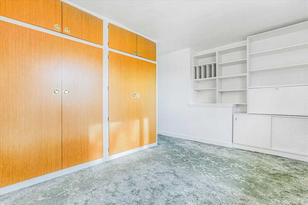 Bedroom One (2)