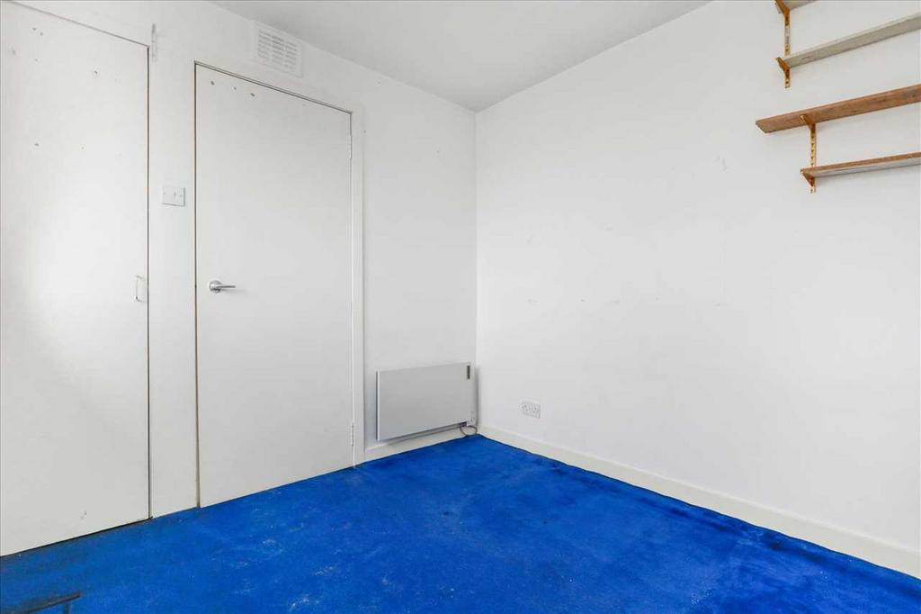 Bedroom Three (2)