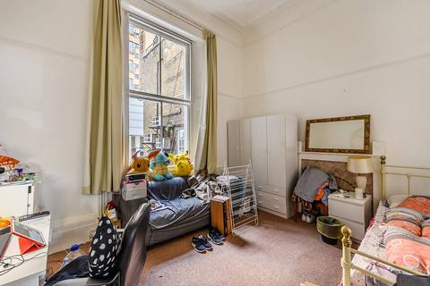 4 bedroom flat to rent, Cromwell Road, South Kensington, London, SW7