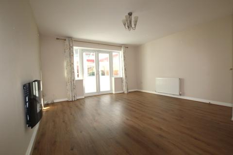 3 bedroom semi-detached house to rent, Ecclesfield Way, Ecclesfield, Sheffield