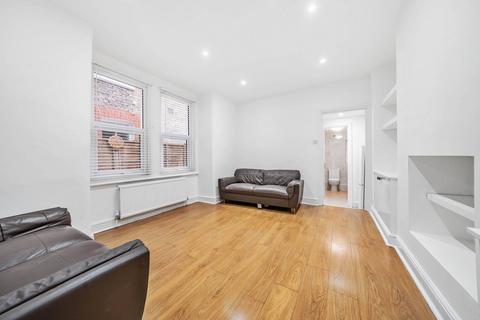 2 bedroom flat to rent, Coverton Road, Tooting Broadway, London, SW17