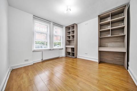 2 bedroom flat to rent, Coverton Road, Tooting Broadway, London, SW17