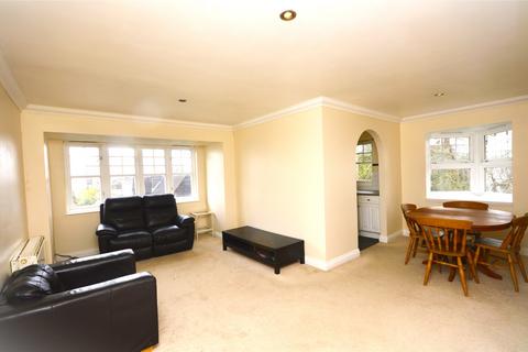 2 bedroom apartment to rent, Fawcett Close, LONDON SW16