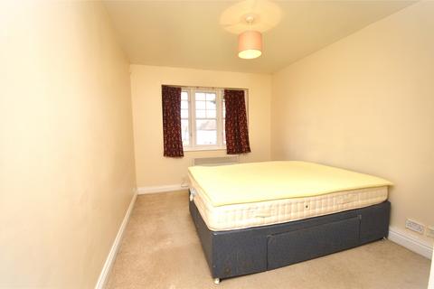 2 bedroom apartment to rent, Fawcett Close, LONDON SW16