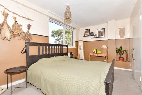 2 bedroom ground floor maisonette for sale, Grimston Gardens, Folkestone, Kent