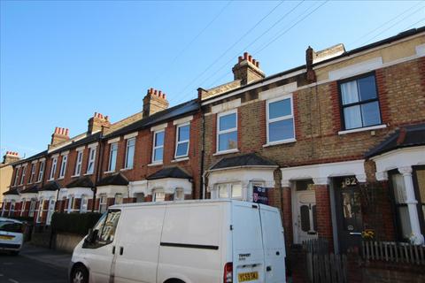 2 bedroom flat to rent, Napier Road, Tottenham, london, N17