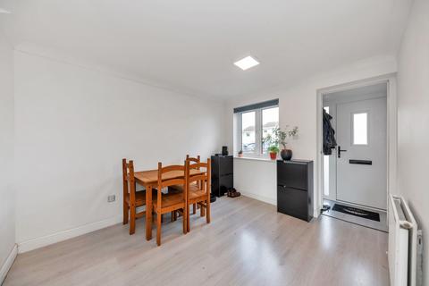 149 Burns Road, Royston, SG8 5SY