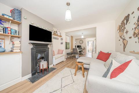 2 bedroom terraced house for sale, Holly Road, Twickenham TW1