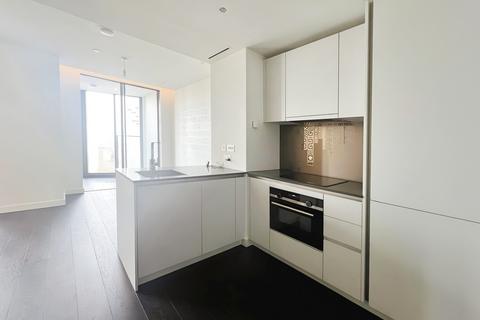 Studio for sale, London SW8