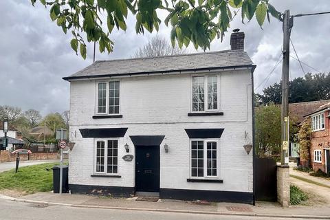 Vine Cottage Abingdon Road, East Ilsley, Newbury, RG20 7LQ