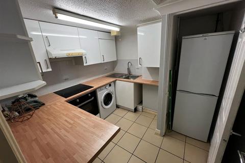 1 bedroom flat to rent, Bradburne Road, Bournemouth