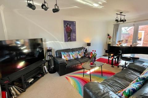 4 bedroom townhouse for sale, Betjeman Road, Stratford-upon-Avon