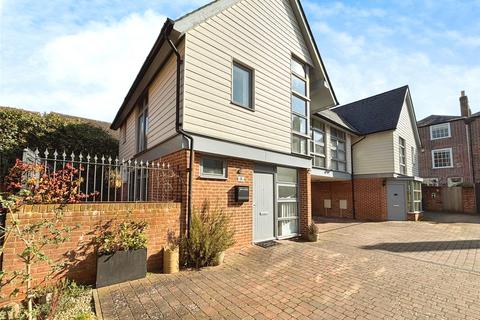 3 bedroom semi-detached house for sale, Clearwater Mews, Kent CT1