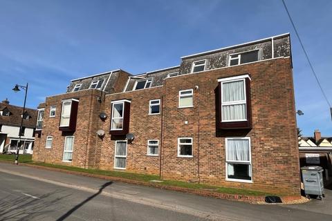 4 bedroom flat for sale, 20 Royston Court, Potton, Sandy, Bedfordshire, SG19 2NJ