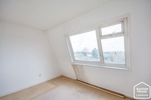 4 bedroom flat for sale, 20 Royston Court, Potton, Sandy, Bedfordshire, SG19 2NJ