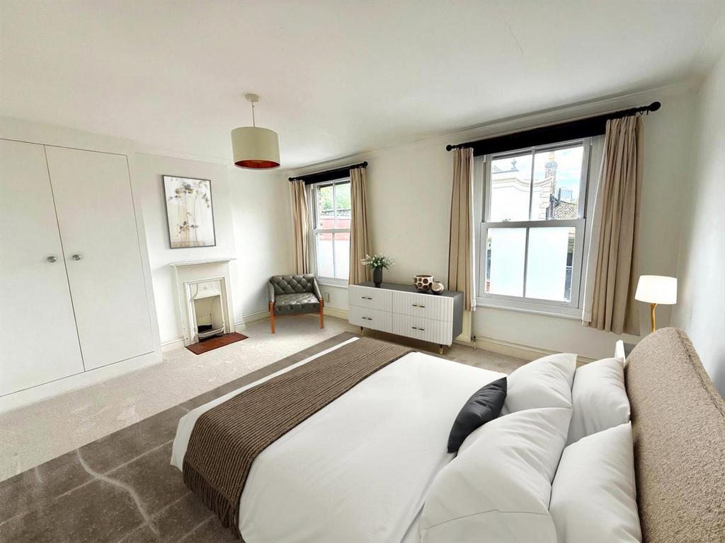 Property FC42 Bed2 23-06-25 13 12.jpeg