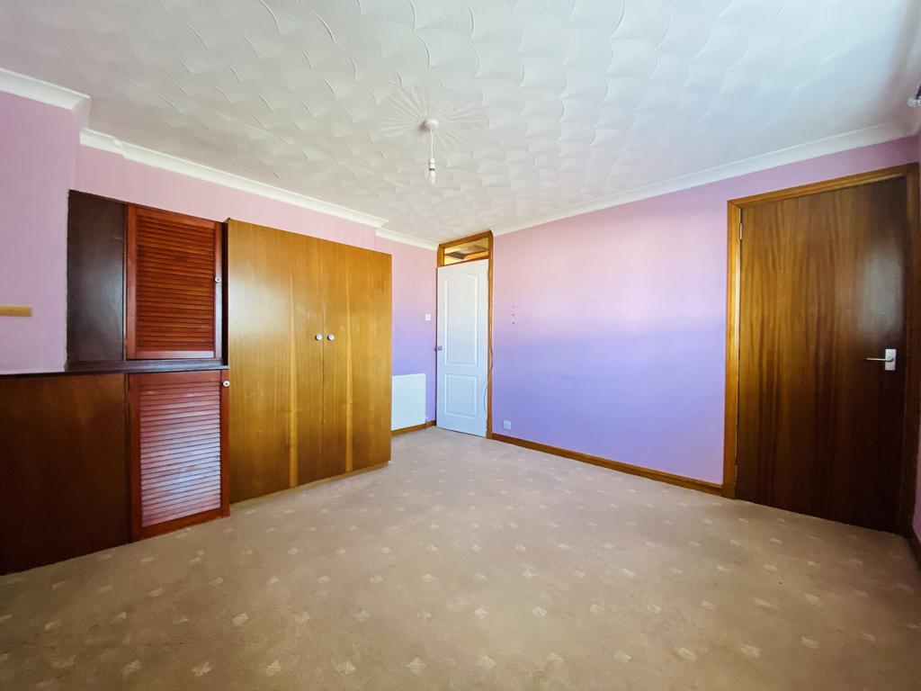 17 Gledhill Crescent, Locharbriggs, DG1 1 XF - Brai