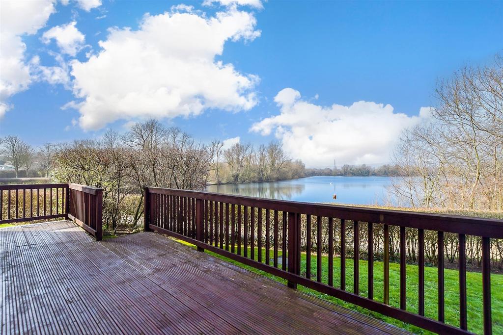 Patio / Decking