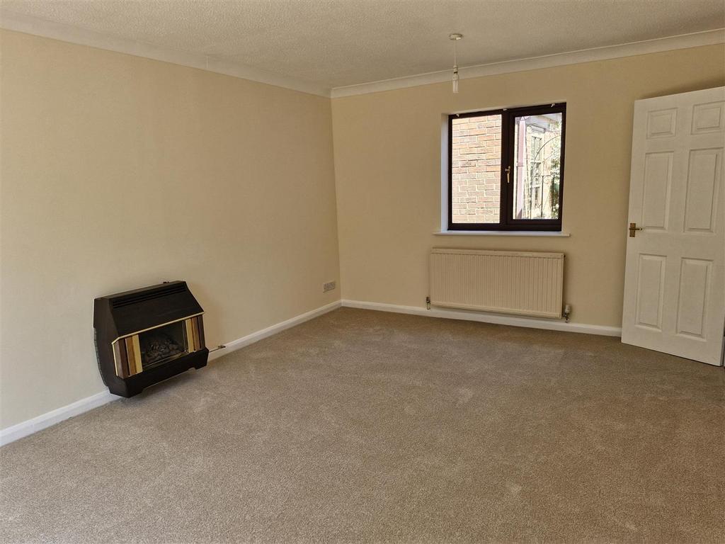 Livingroom.jpg