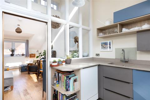 16 Bradshaw Close, London, SW19 8NL