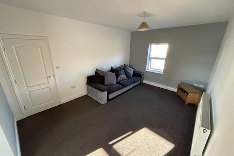 3 bedroom flat to rent, Chester Road, Sunderland SR4