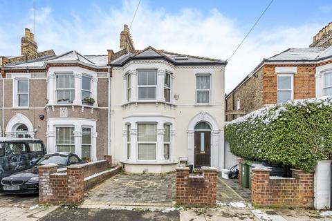 4 bedroom house to rent, Birkhall Road London SE6