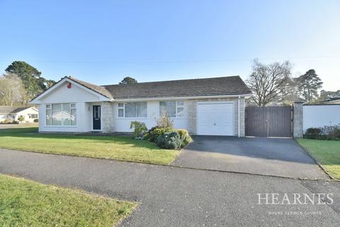 3 bedroom detached bungalow for sale, Woodside Close, Ferndown, BH22