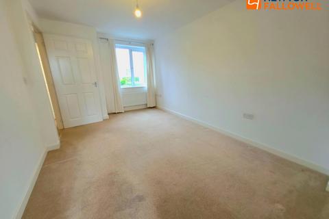 2 bedroom townhouse to rent, Skylark Way, Clipstone Village, NG21