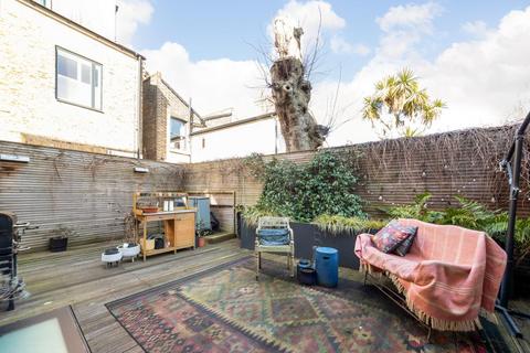 4 bedroom end of terrace house to rent, Upland Road, East Dulwich, London, SE22